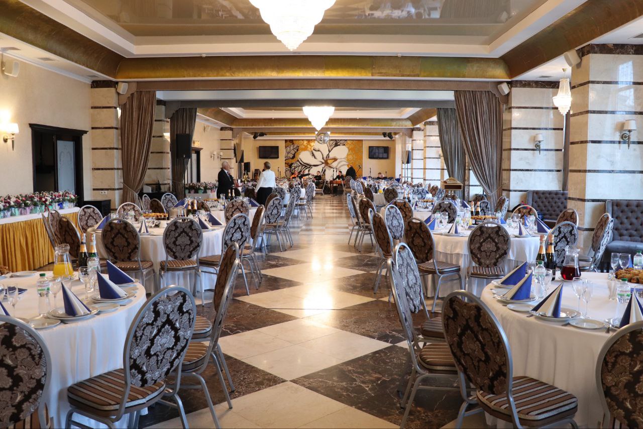 banqueting.