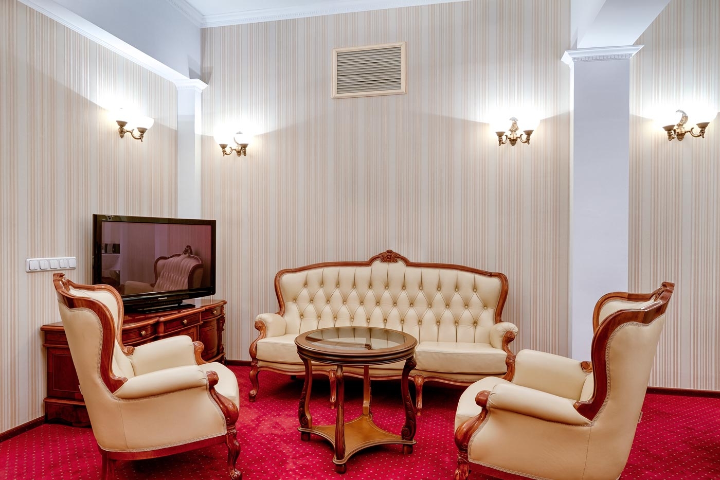 Зал Софиевский. 4