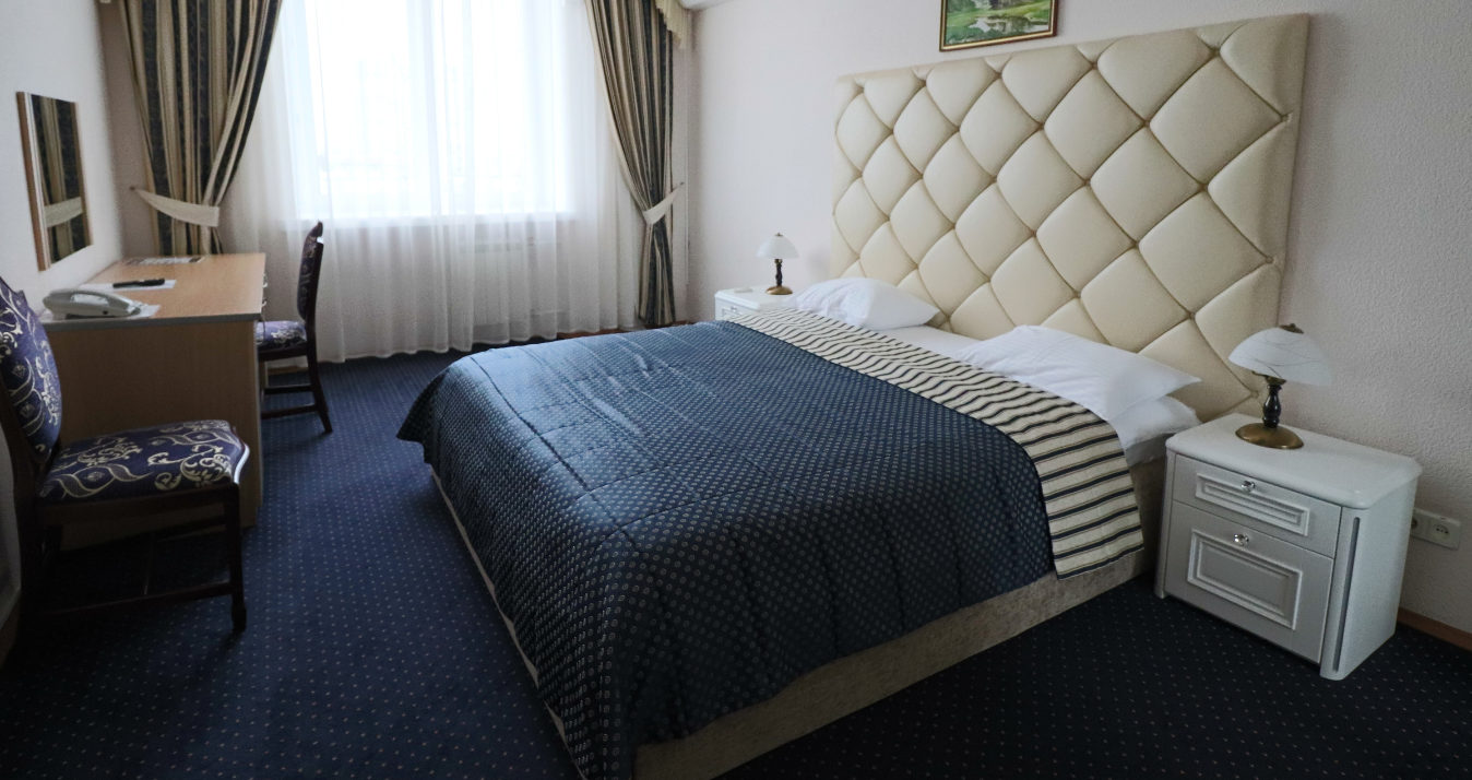 Suite. 9