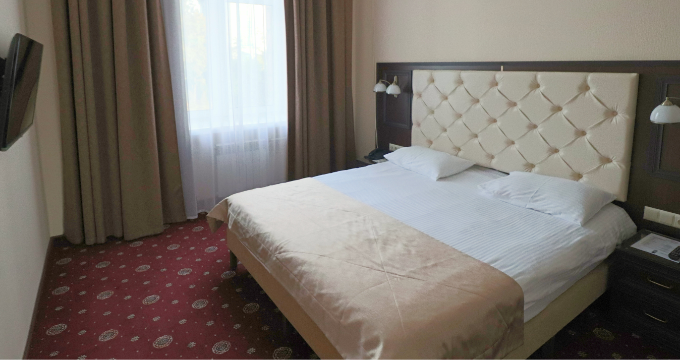 Suite. 10
