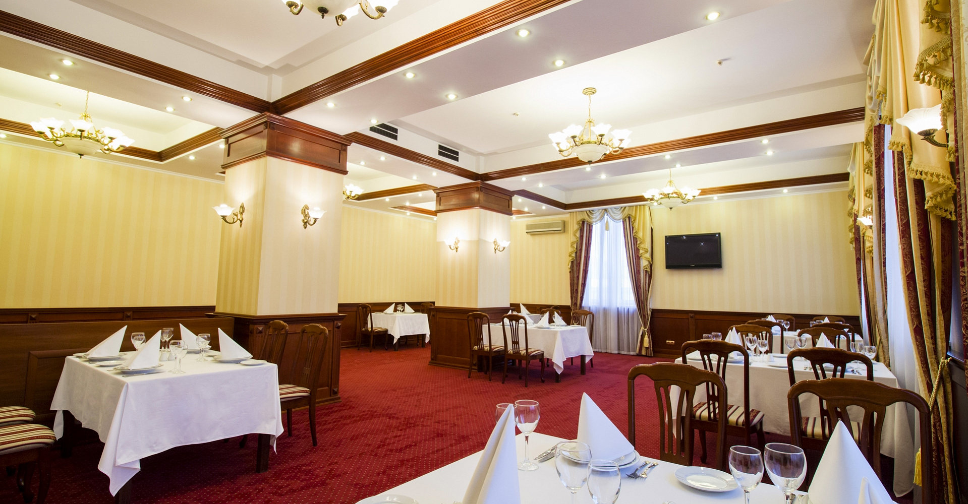 Зал Мариинский. 1